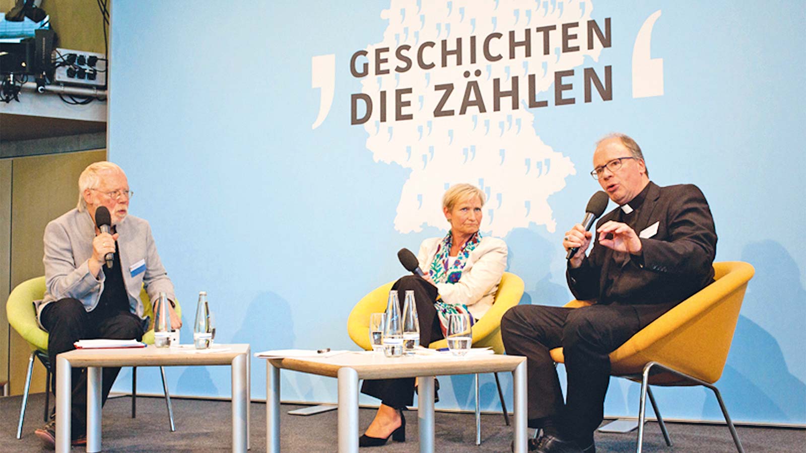 Bischöfin Kirsten Fehrs beim Hearing zu „Kirchen und ihre Aufarbeitung sexuellen Kindesmissbrauchs“ im Juni 2018 in Berlin