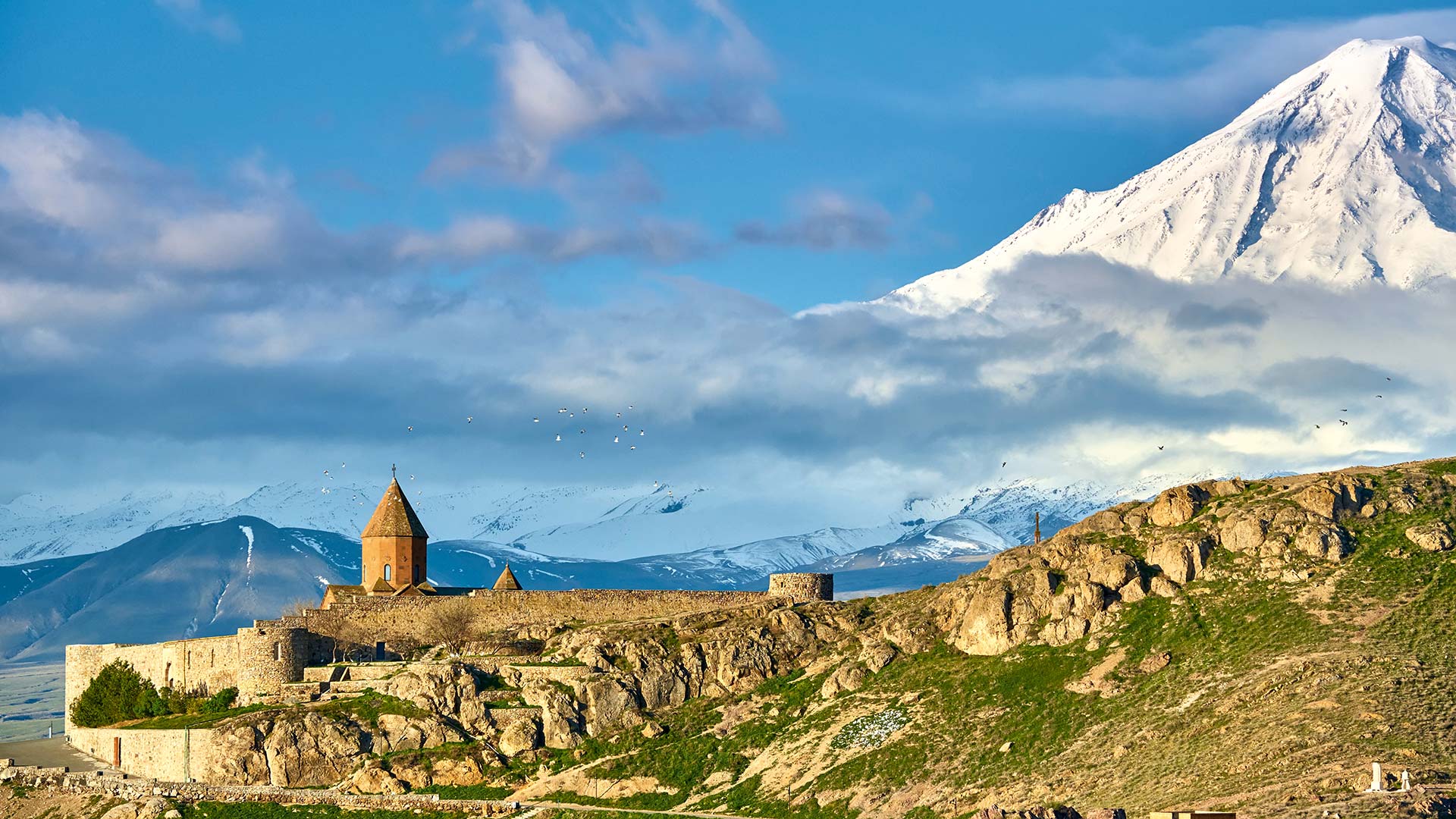 Das alte Kloster Khor Virap nahe des Berges Ararat wurde Mitte des 7. Jahrhunderts gegründet.