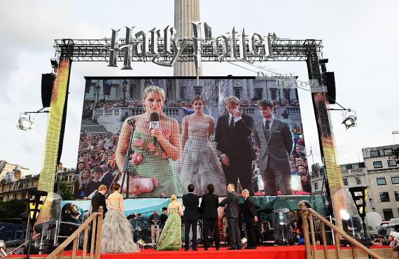 Premiere des Harry Potter Films „Heiligtümer des Todes“, Teil 2 am 11. Juli 2011 in London u.a. mit Autorin JK Rowling.