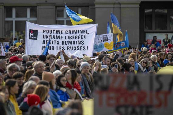 Kundgebung in Bern gegen den russischen Angriffskrieg gegen die Ukraine am 24. Februar 2024 in Bern (Schweiz).
