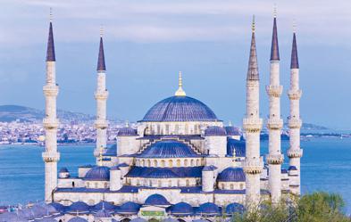 Blaue Moscheen gibt es an vielen Orten, die wohl berühmteste steht in Istanbul. Foto: dpa/Gavin Hellier