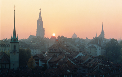 Auch in Bern symbolisieren Kirchtürme die christliche Prägung der Schweiz. Foto: dpa