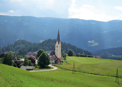 Evangelische Kirche von Arriach / Kärnten. Foto: dpa / Beate Schleep